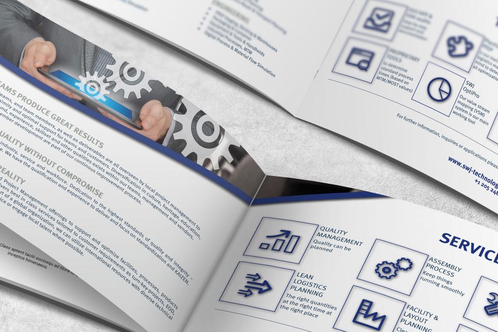 Detail der SWJ Technology Broschüre: Doppelseiten mit Service-Icons, Textmodulen und blauer CI-Banderole